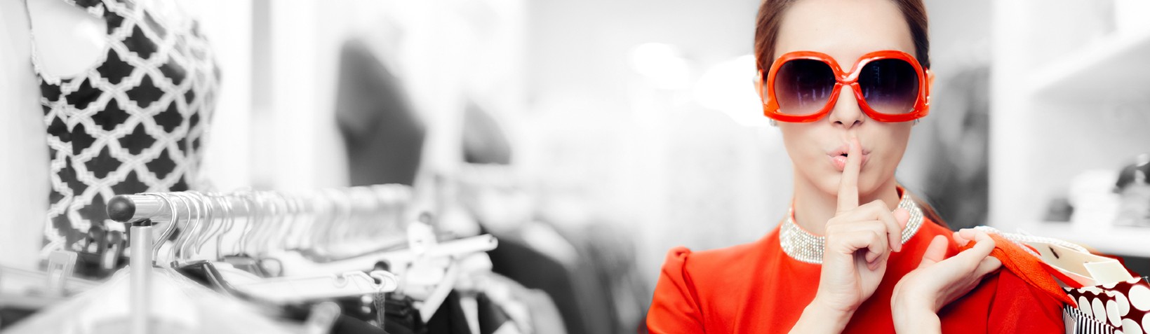 <b>Shoplifting (PC 459.5): </b><br> Entering an open business to steal merchandise worth $950 or less